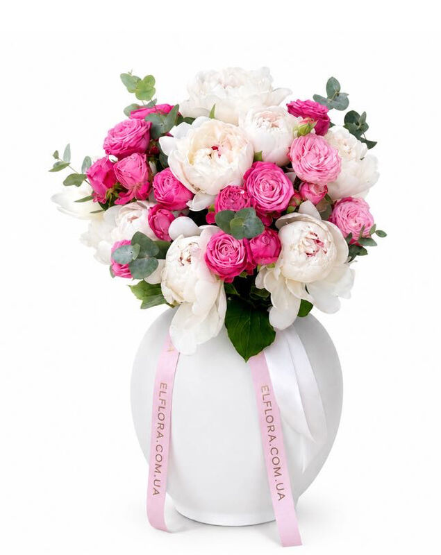 Composition "Floral Extravaganza"